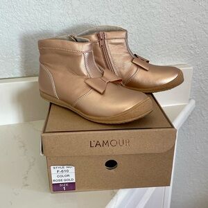 Rose Gold Bow Boot from L’amour size 1